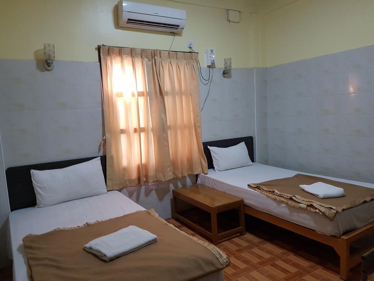מייק Shwe Eain Si Guest House - Burmese Only מראה חיצוני תמונה
